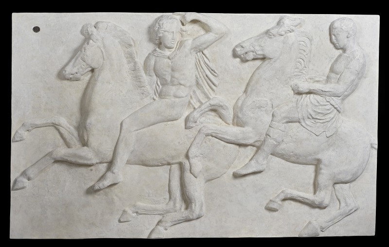 Jeźdźcy z procesji święta Wielkich Panatenajów. Fragment płaskorzeźby z zachodniego fryzu świątyni w Partenonie