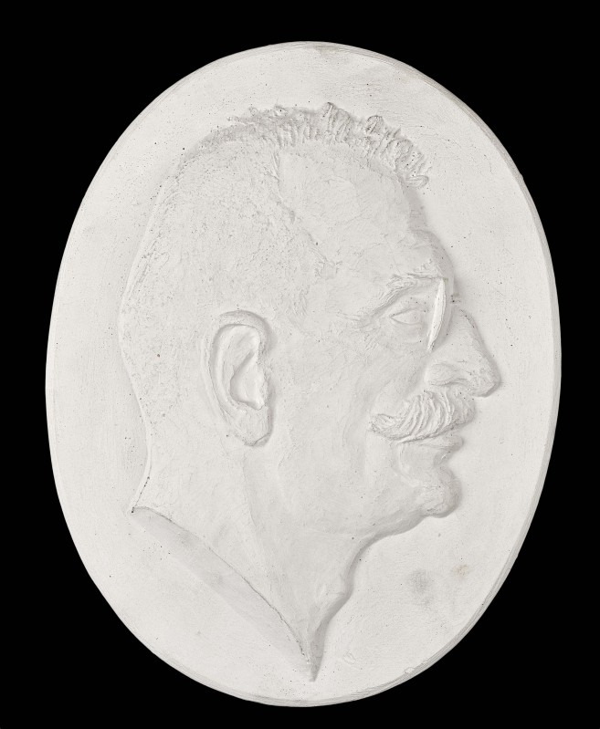 Medalion z portretem Witolda Łozowskiego - konserwatora zabytków