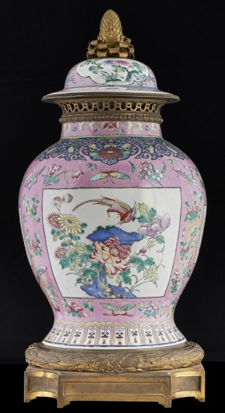 Porcelain vase competed with bronze - 1